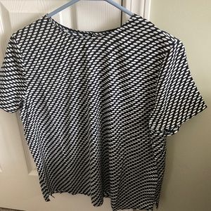 Banana Republic  Essential T shirt